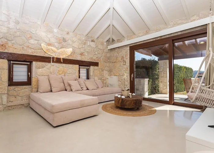 Pure Amber Elani Feriehus *